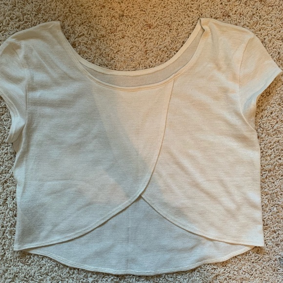 Hollister Crop Top - Picture 2 of 5